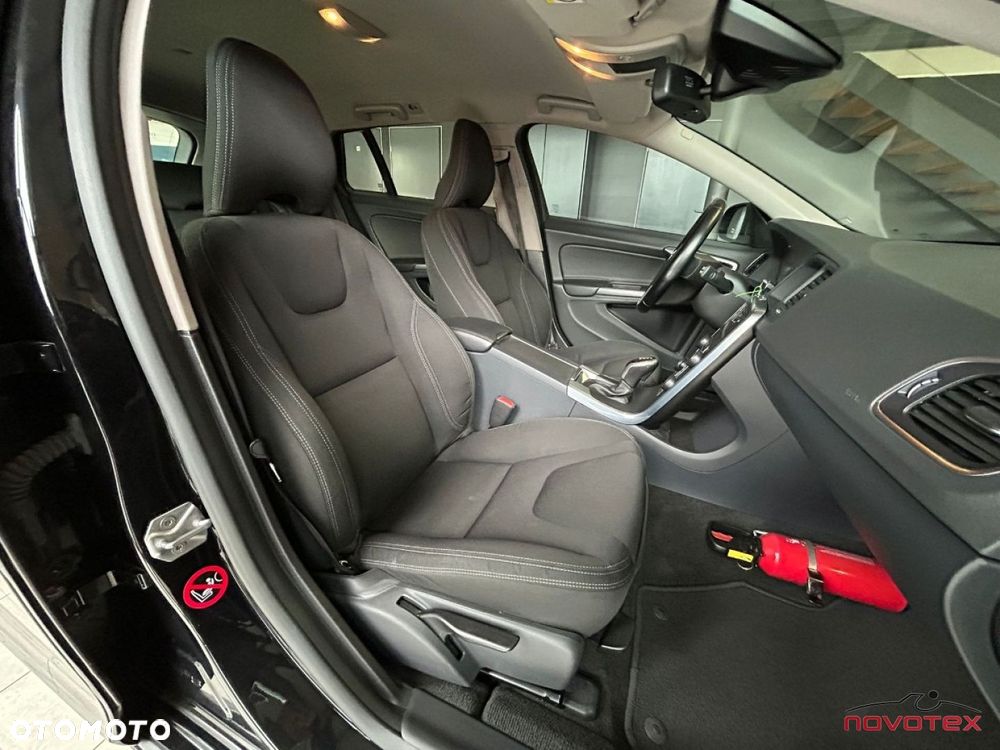 Volvo V60 D2 Geartronic Kinetic - 14