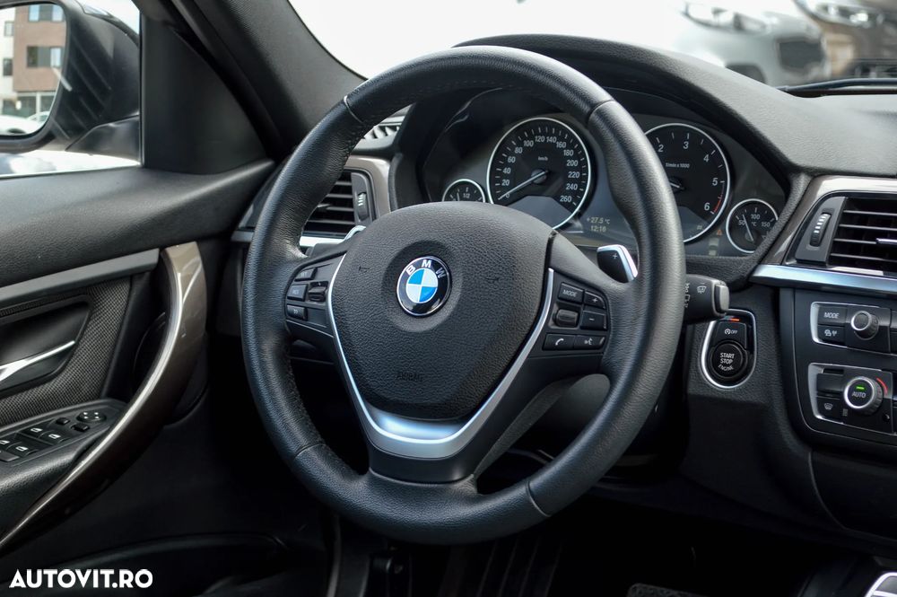 BMW Seria 3 320d xDrive DPF Aut. Edition Sport - 24
