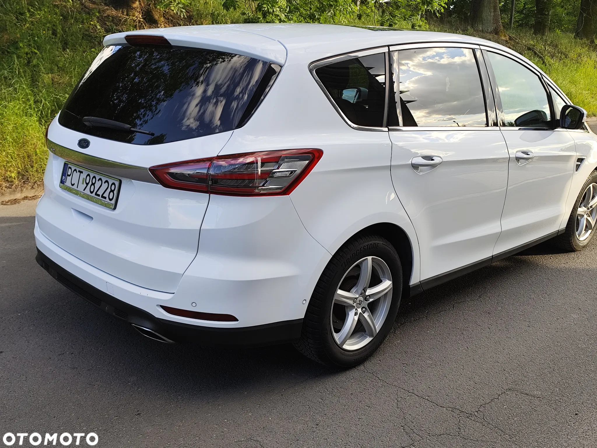 Ford S-Max 2.0 TDCi Titanium PowerShift - 9