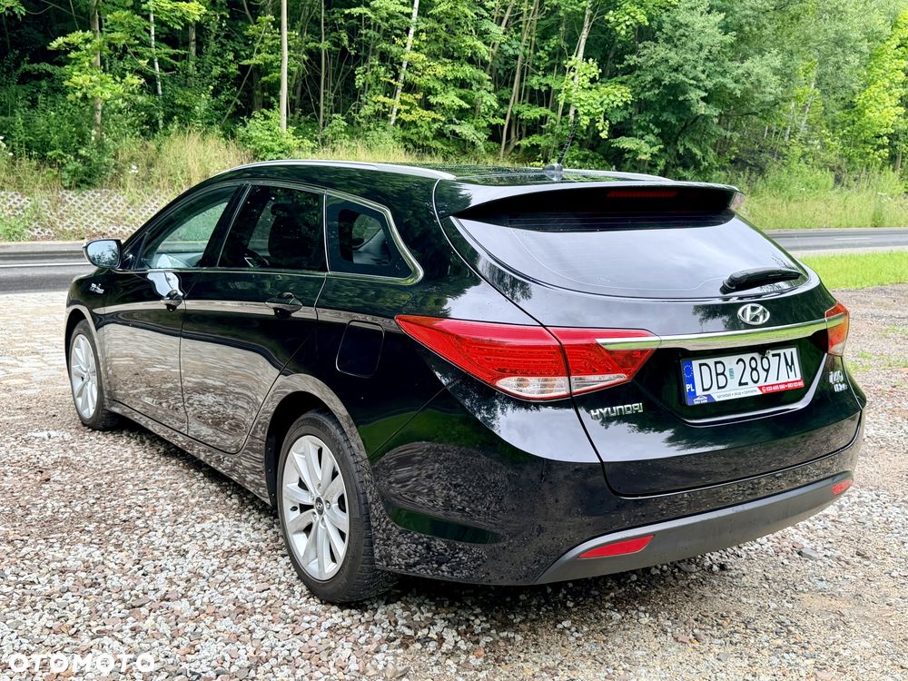 Hyundai i40 Kombi 1.7 CRDi Premium - 13