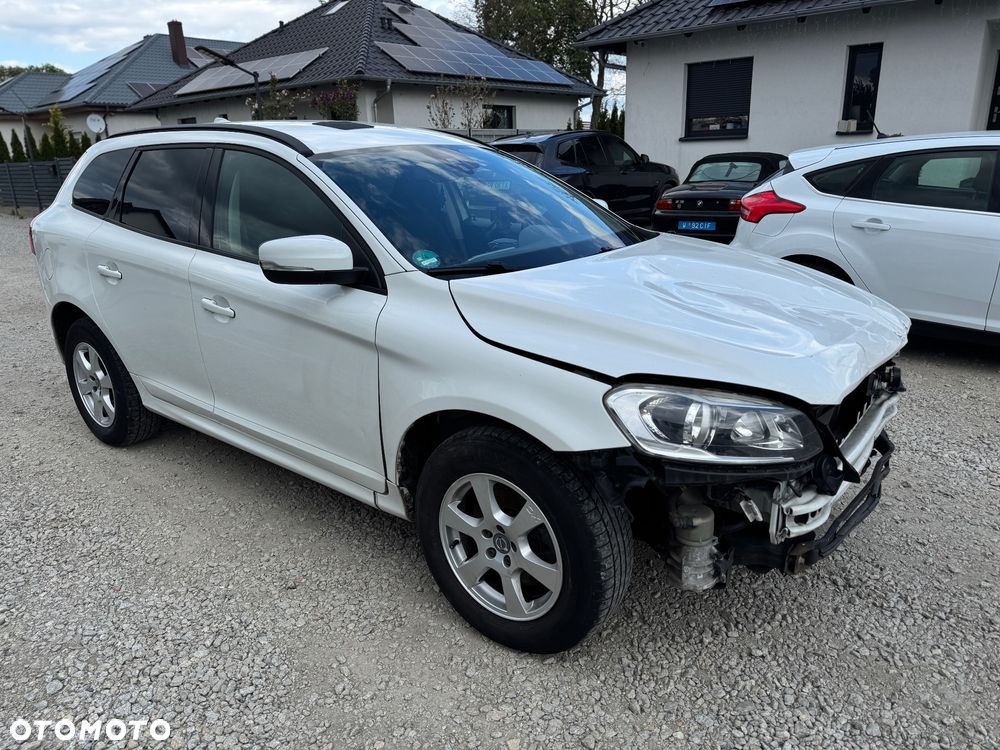 Volvo XC 60 D4 Geartronic Kinetic - 4