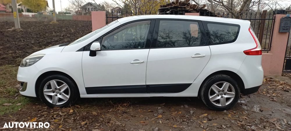 Renault Scenic - 7