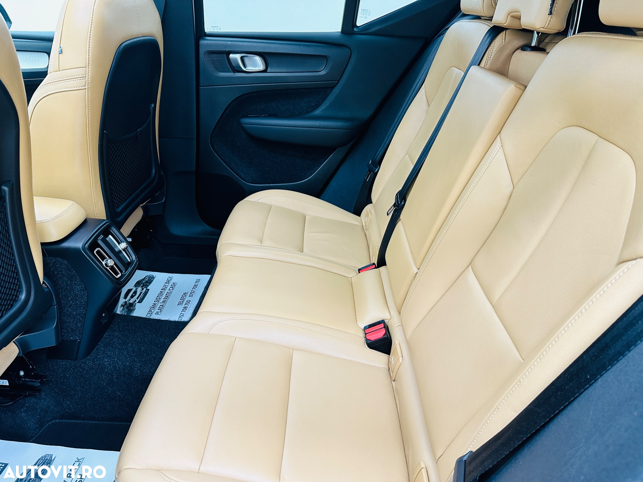 Volvo XC 40 - 7