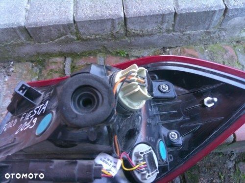 FORD FIESTA MK8 LED LEWA TYLNA LAMPA ORYGINAŁ - 5