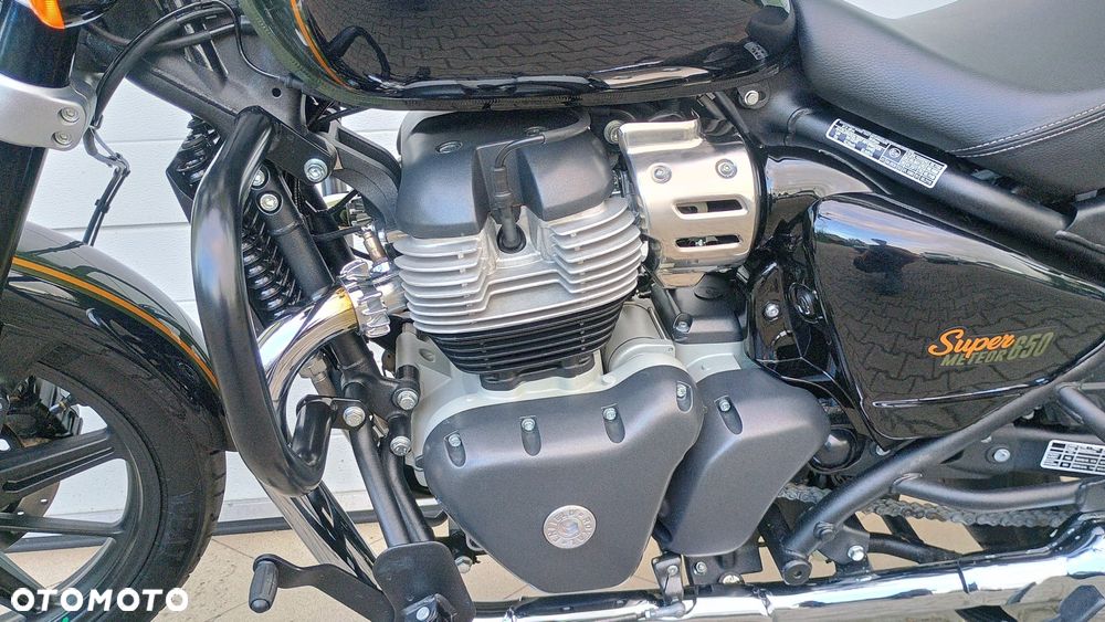 Royal Enfield Super Meteor - 6