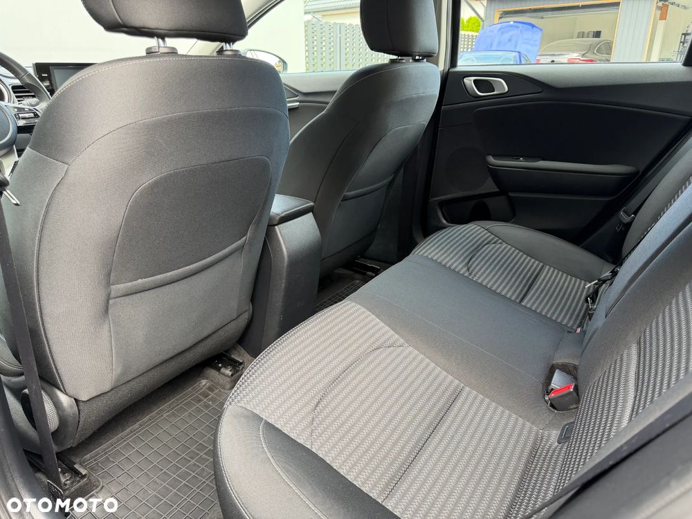 Kia Ceed 1.5 T-GDI M DCT - 26
