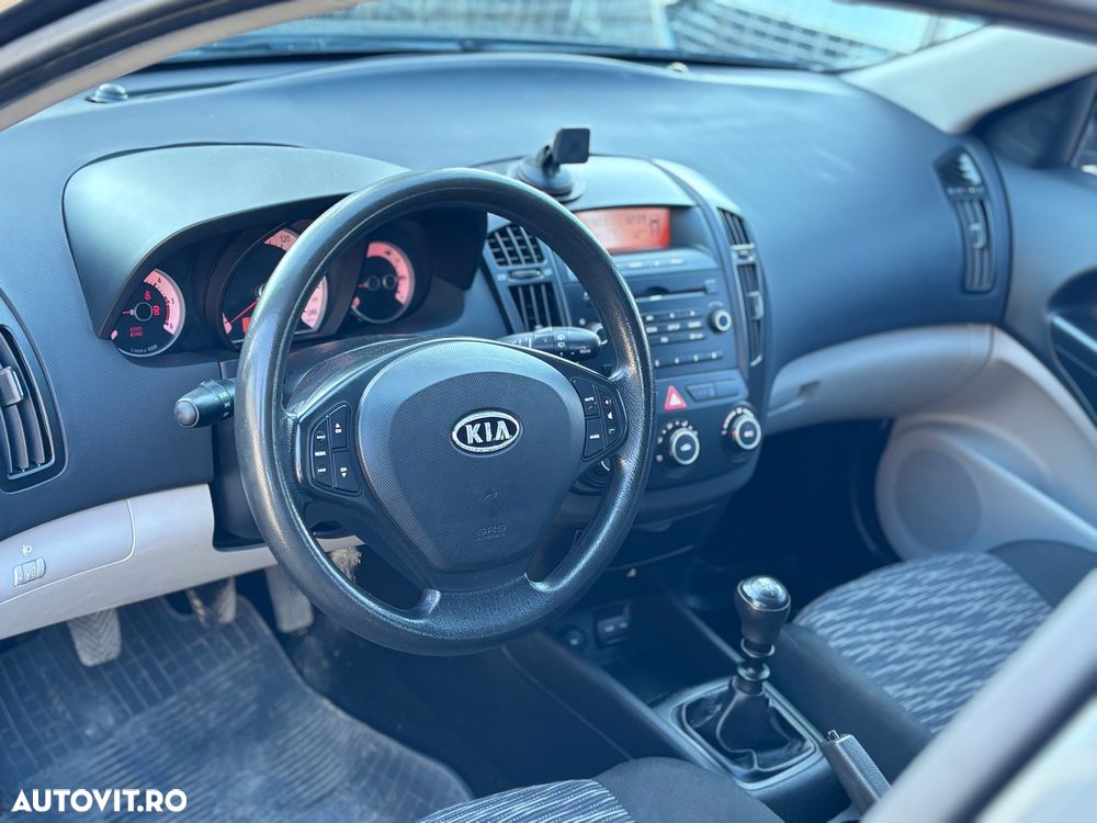 Kia Ceed 1.6 DSL Style - 7