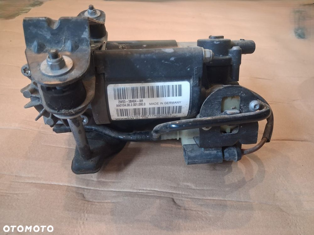 Kompresor zawieszenia JAGUAR XJ8  2W93-3B484-AH - 2