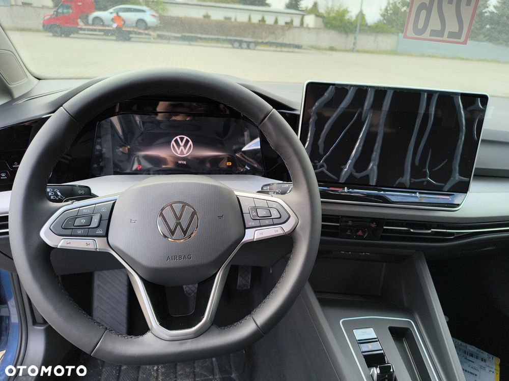 Volkswagen Golf Variant - 13