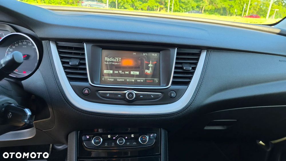 Opel Grandland X 1.2 T GPF Design&Tech S&S - 27
