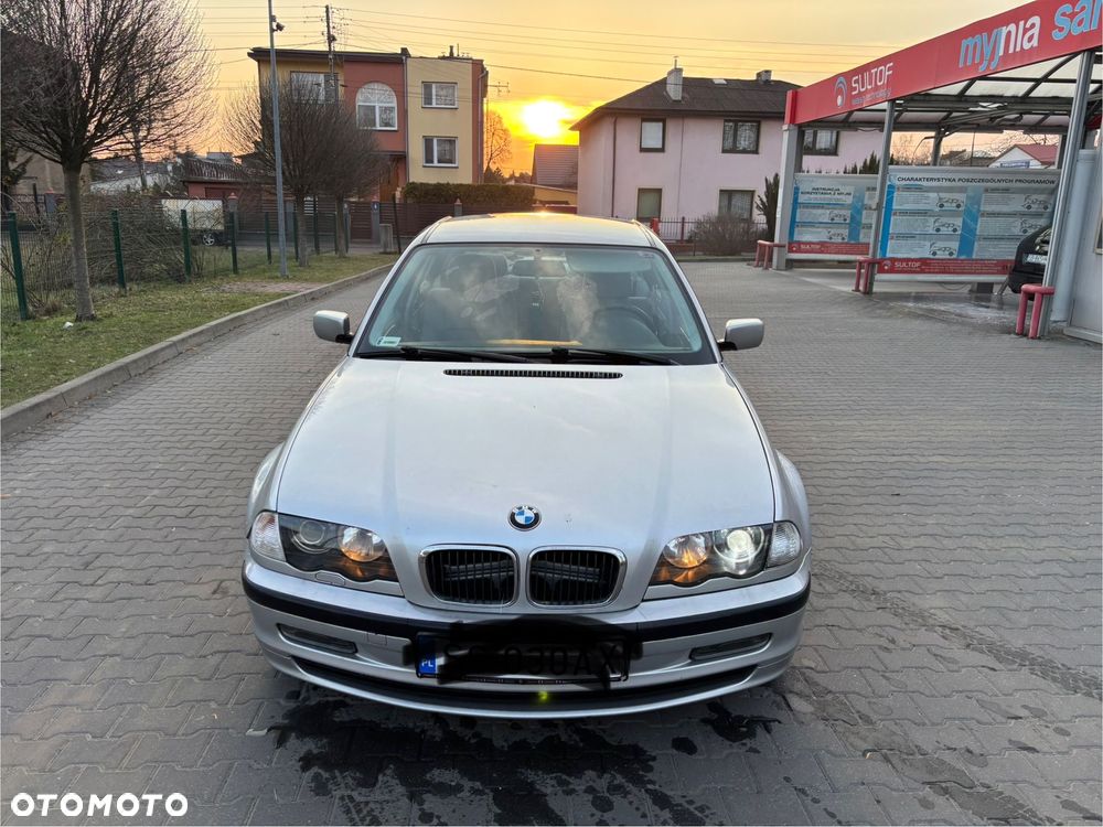 BMW Seria 3 - 10