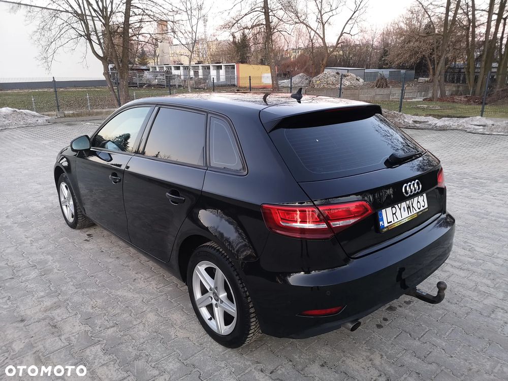 Audi A3 Sportback 1.6 TDI S tronic sport - 16