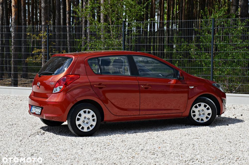 Hyundai i20 1.2 Trend - 24