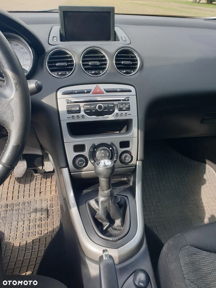 Peugeot 308 1.6 Premium - 11