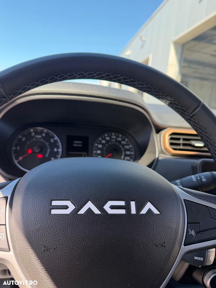 Dacia Duster TCe 150 EDC Extreme - 8