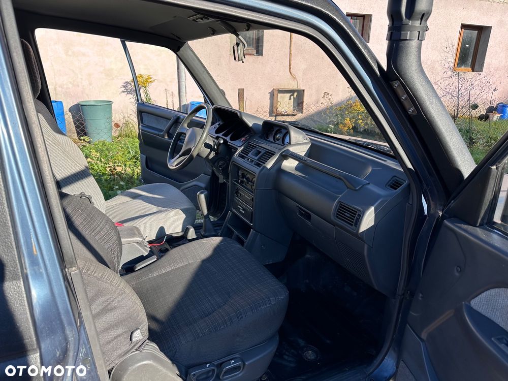 Mitsubishi Pajero 3.0 GLS - 11