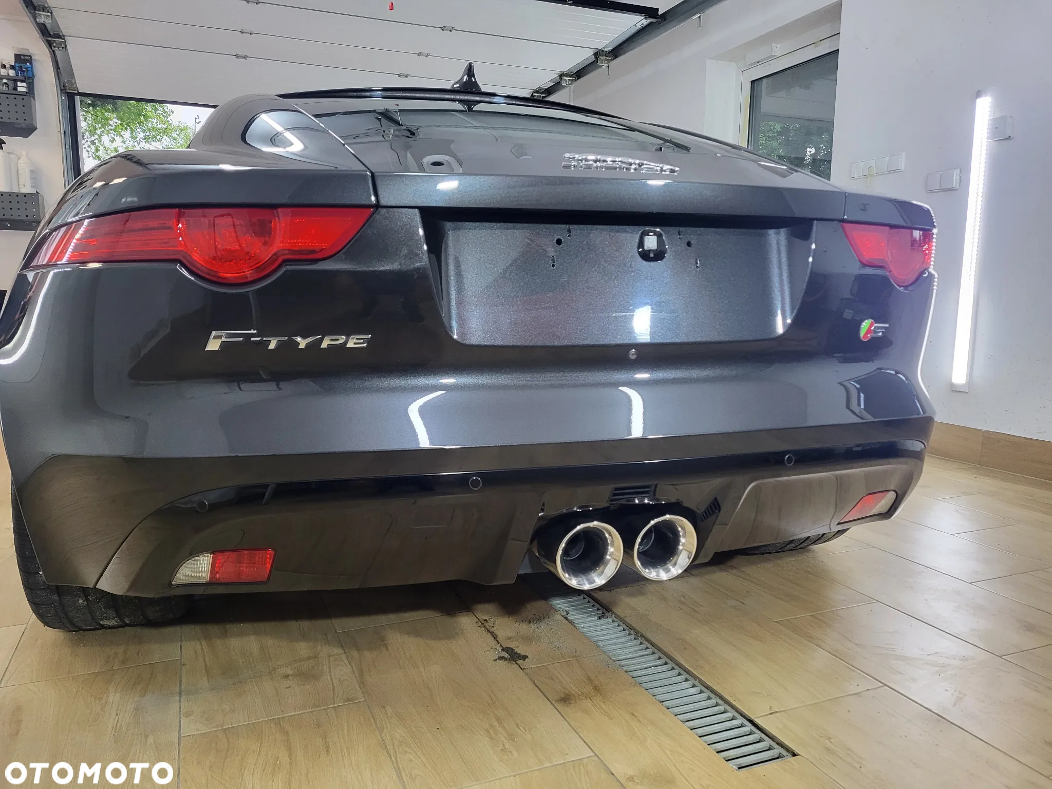 Jaguar F-Type S - 3