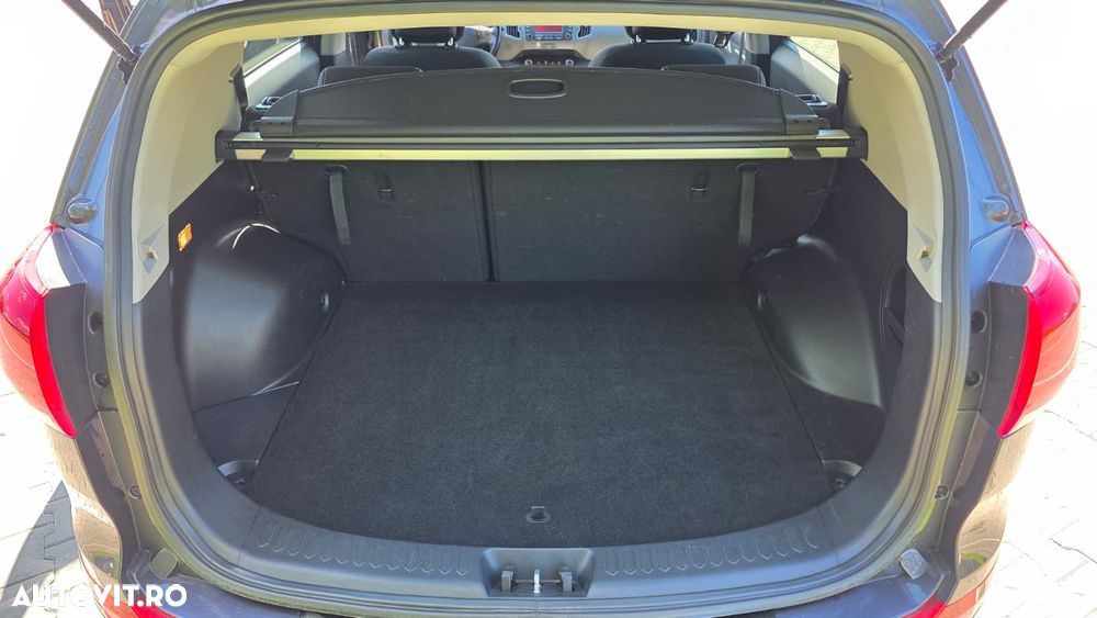 Kia Sportage 1.7 CRDI 2WD Vision - 9