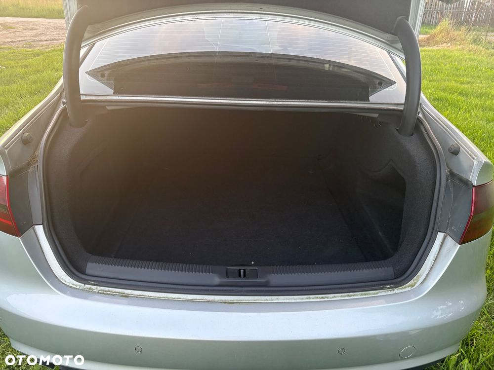 Audi A4 Limousine 2.0 TDI - 5