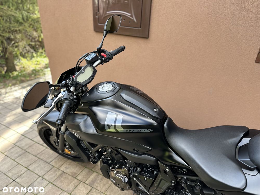 Yamaha MT - 32