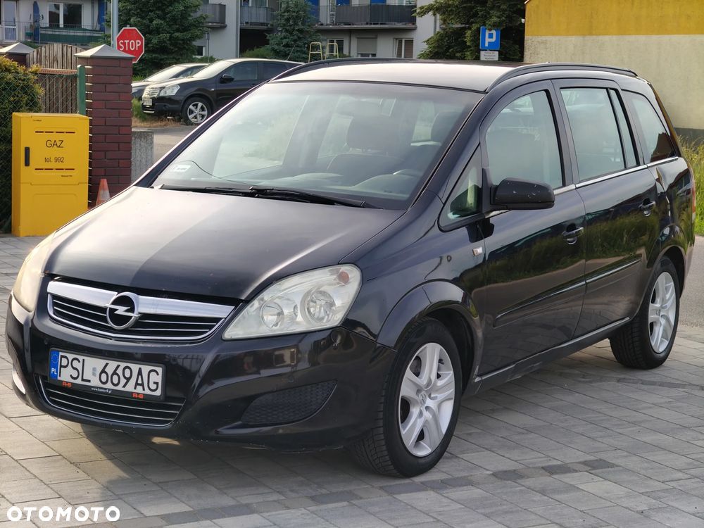 Opel Zafira - 2
