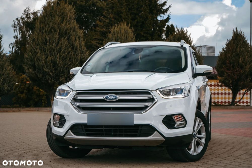 Ford Kuga 2.0 TDCi 2x4 Titanium - 5