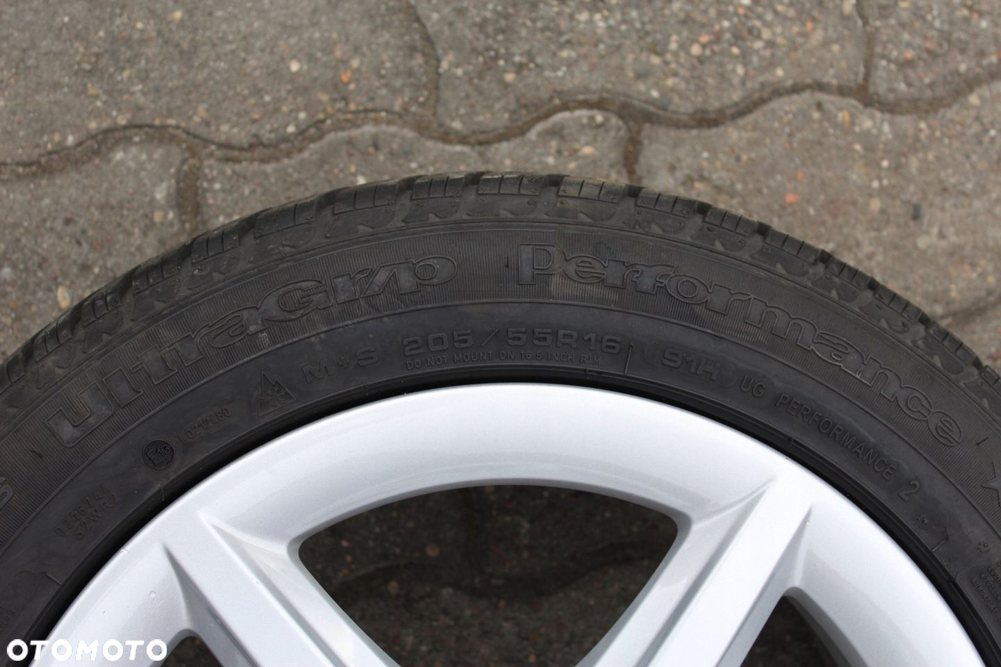2x 205/55R16 GOODYEAR ULTRAGRIP PERFORMANCE 2 RSC - 4