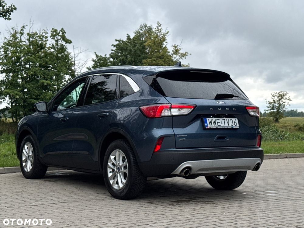Ford Kuga 2.0 EcoBlue 4x4 TITANIUM - 3