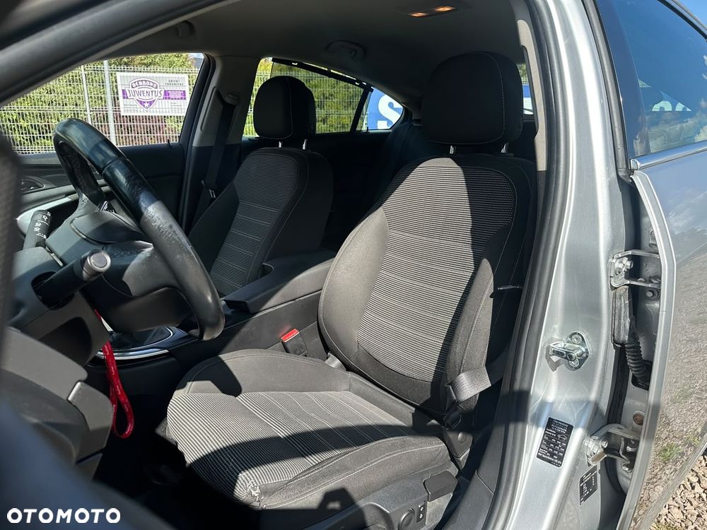 Opel Insignia 2.0 CDTI Cosmo 4x4 S&S - 10