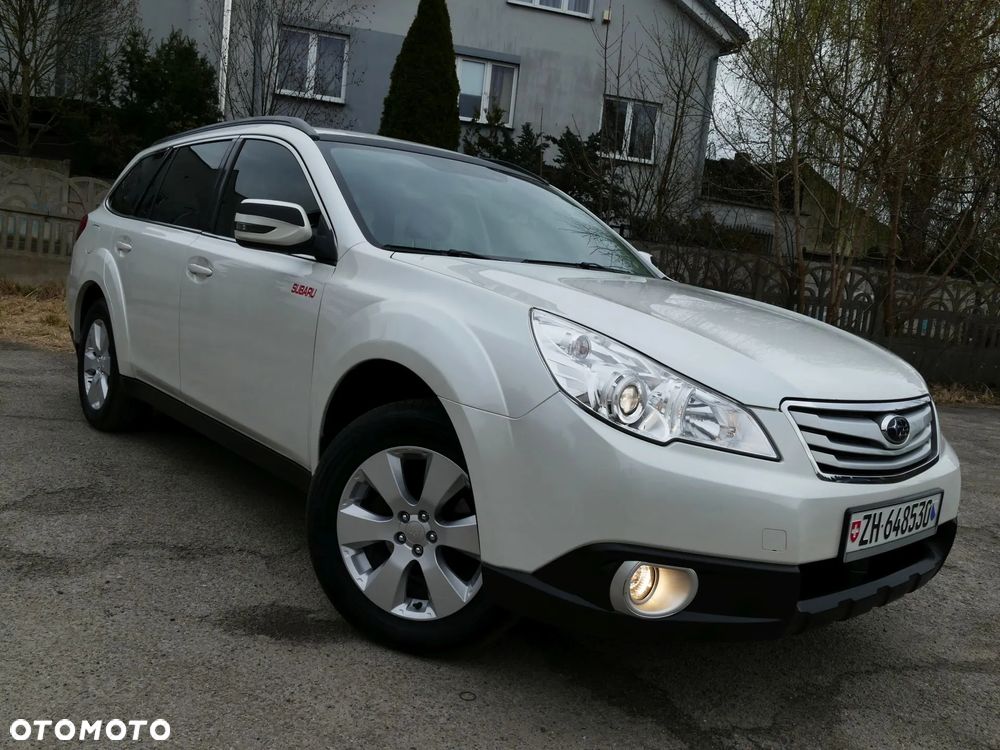 Subaru Outback 2.5i Lineartronic Active - 1