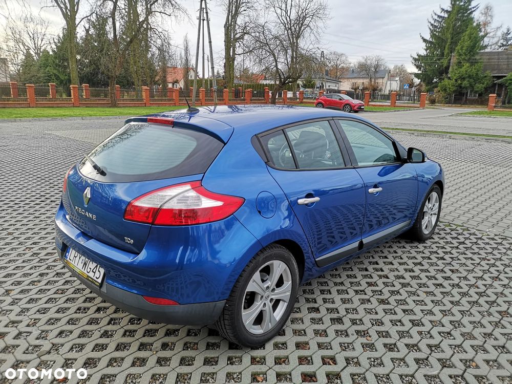Renault Megane TCe 180 Dynamique - 3