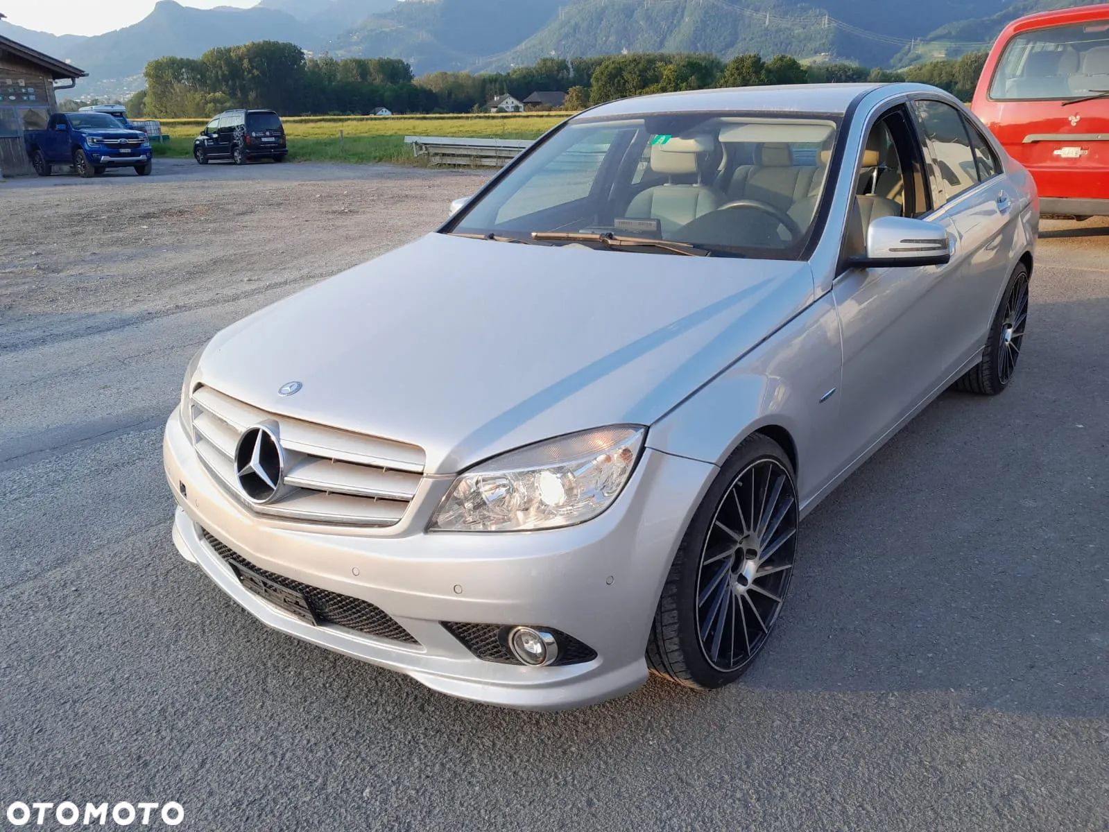 Mercedes-Benz Klasa C 250 CGI BlueEff Elegance - 1