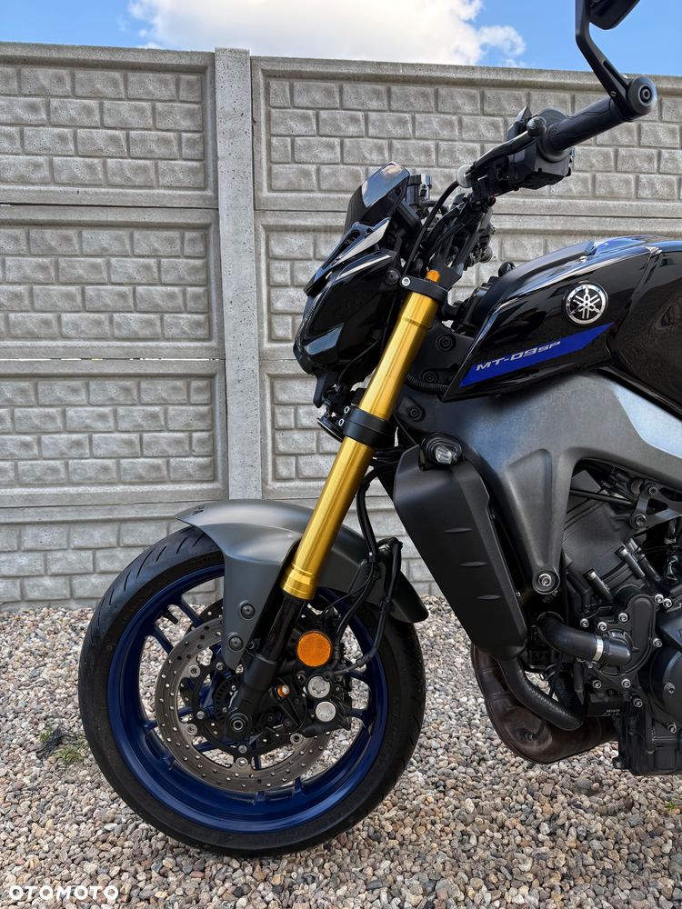 Yamaha MT - 16