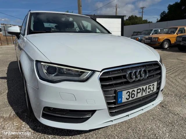 Audi A3 Sportback 1.6 TDI Attraction - 1