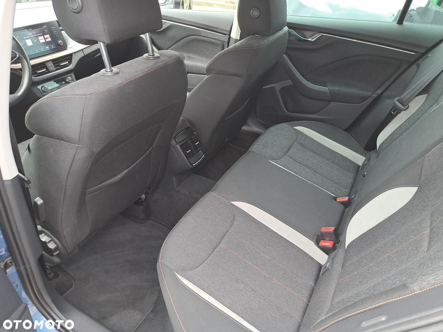 Skoda Kamiq 1.0 TSI Style DSG - 19