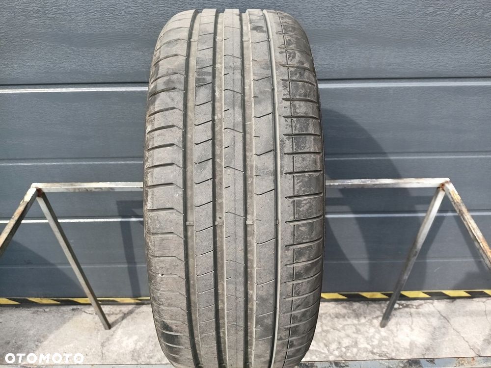 225/40R19 Pirelli P Zero PZ4 XL opona pojedynka lato 7,2mm - 1