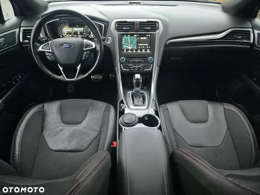 Ford Mondeo 2.0 EcoBoost STart-Stopp Autom ST-Line - 6