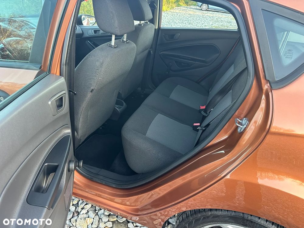 Ford Fiesta 1.25 Ambiente EU5 - 28