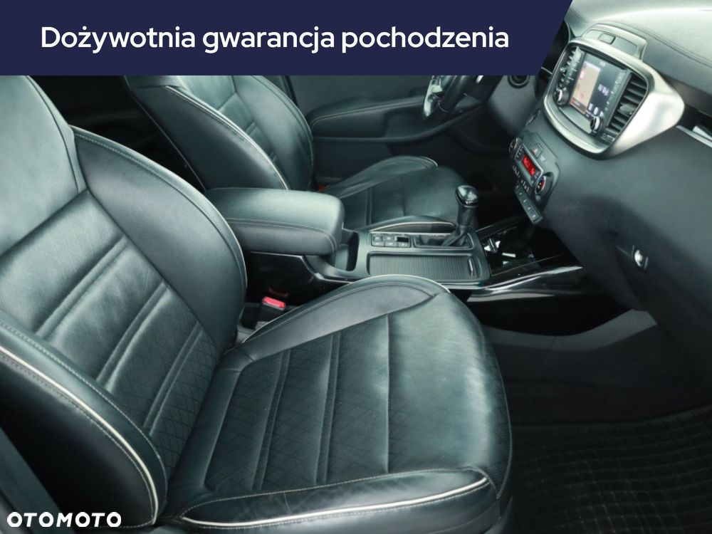 Kia Sorento - 9