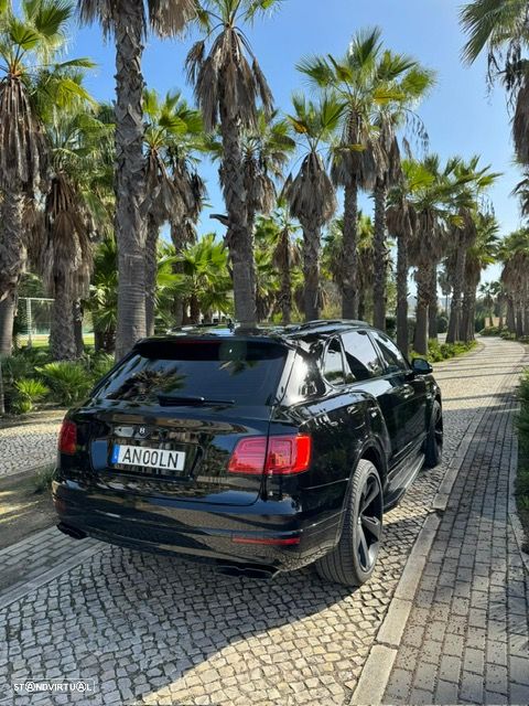Bentley Bentayga V8 - 19