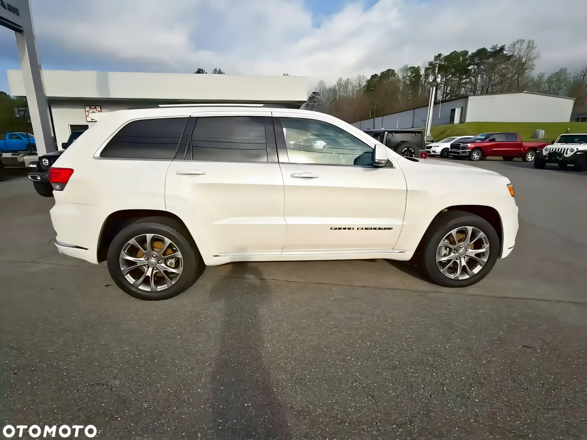 Jeep Grand Cherokee 5.7 V8 HEMI 4WD Automatik Summit - 8