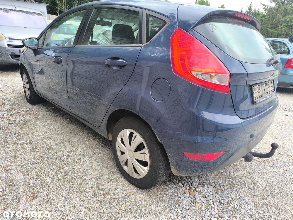 Ford Fiesta - 7