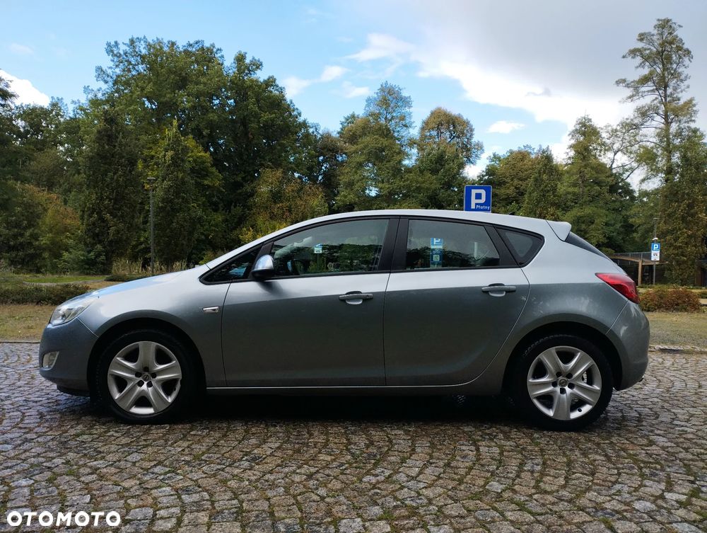 Opel Astra 1.4 Turbo Innovation - 9