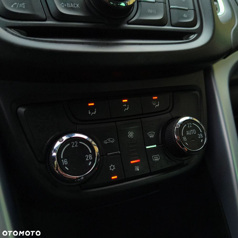 Opel Zafira 1.4 T Enjoy EU6 - 14