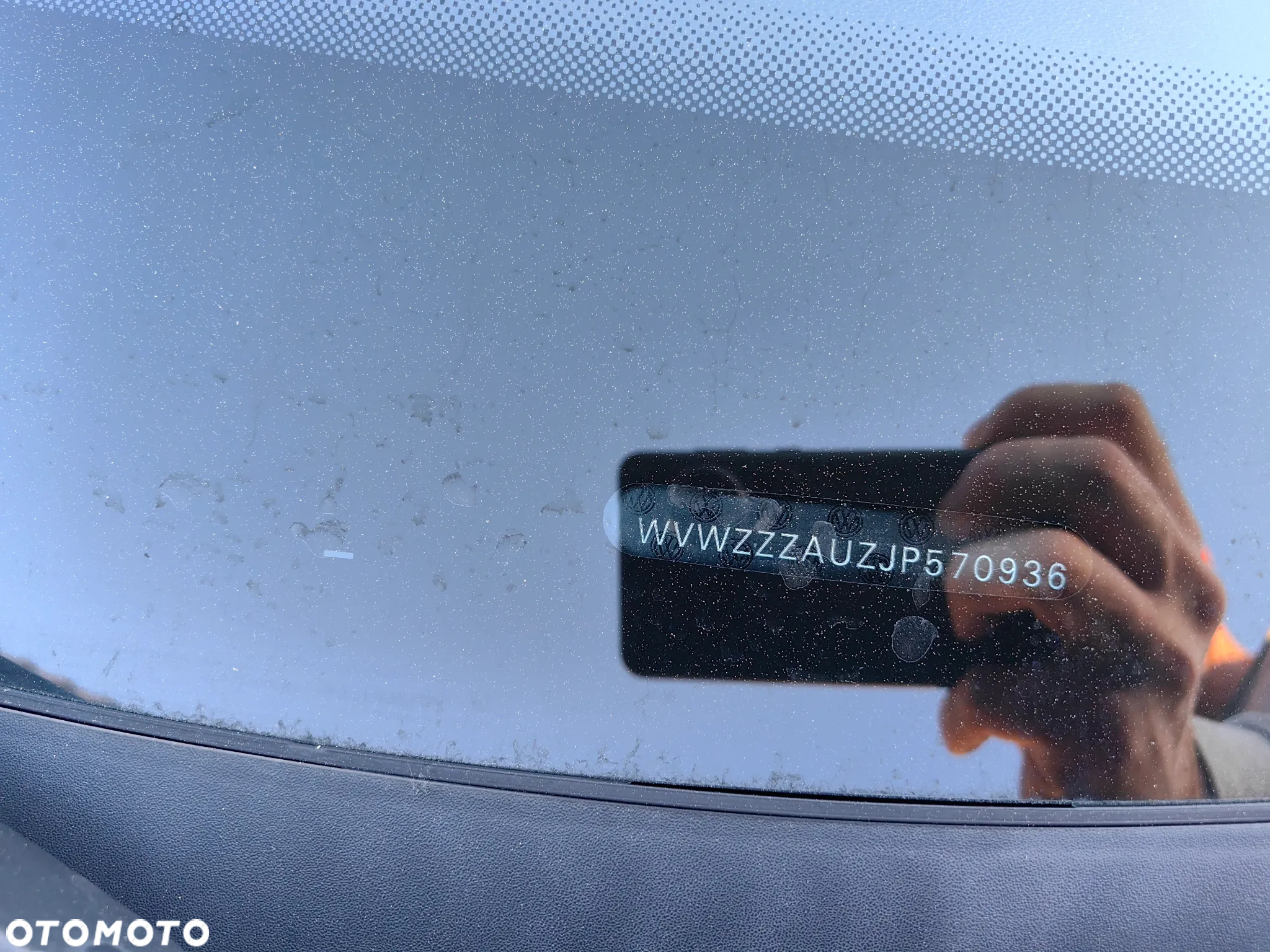 Volkswagen Golf 2.0 TDI DSG Sound - 40