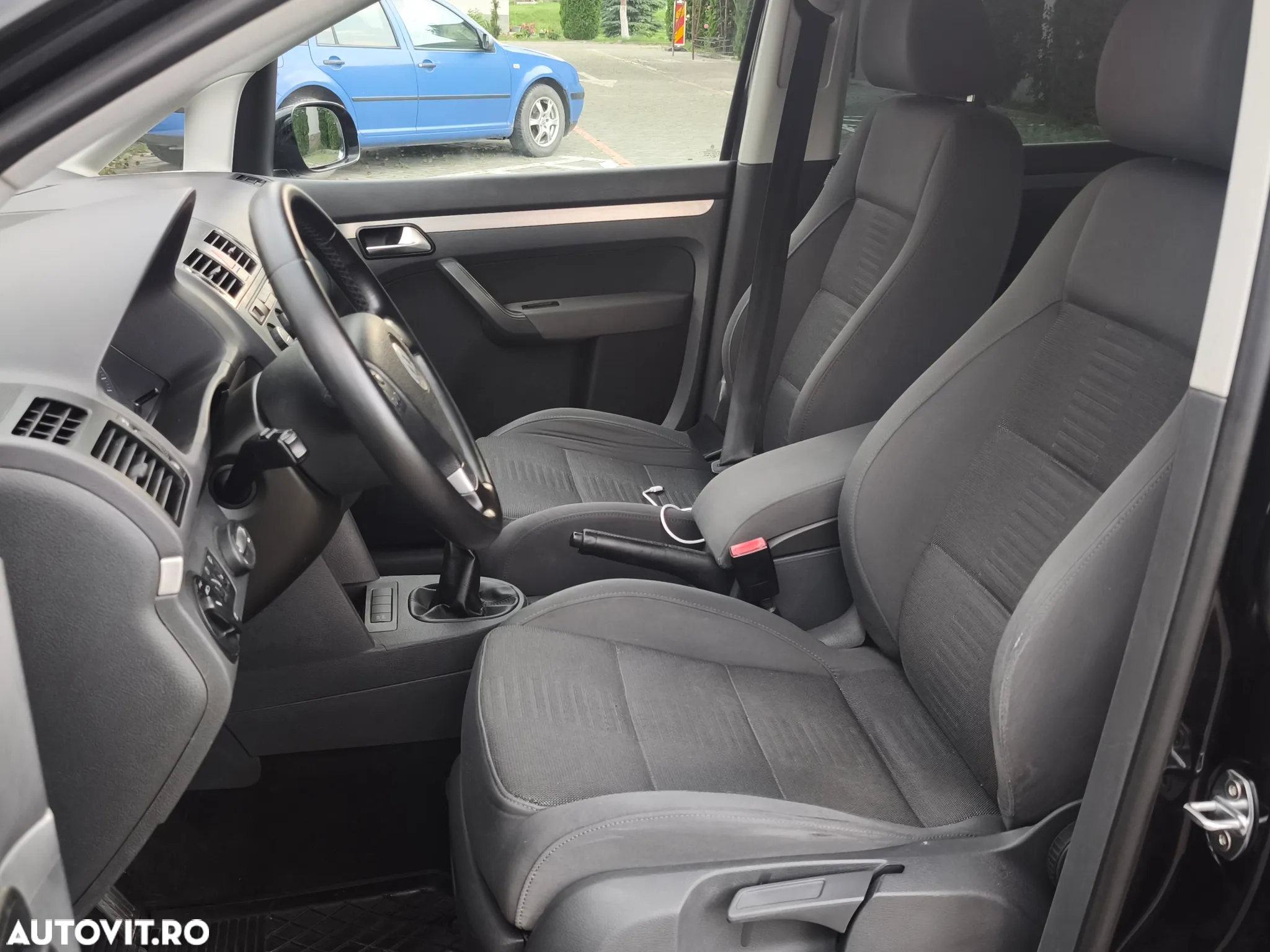 Volkswagen Touran 1.9TDI Highline - 10