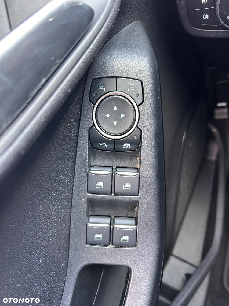 Ford Fiesta 1.1 S&S COOL&CONNECT - 27