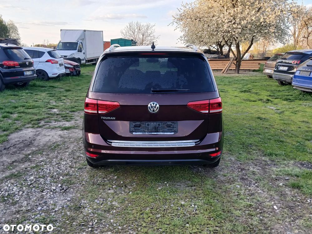 Volkswagen Touran 1.5 TSI ACT OPF DSG Highline - 6