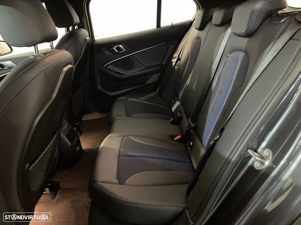 BMW 116 d Pack Desportivo M - 24
