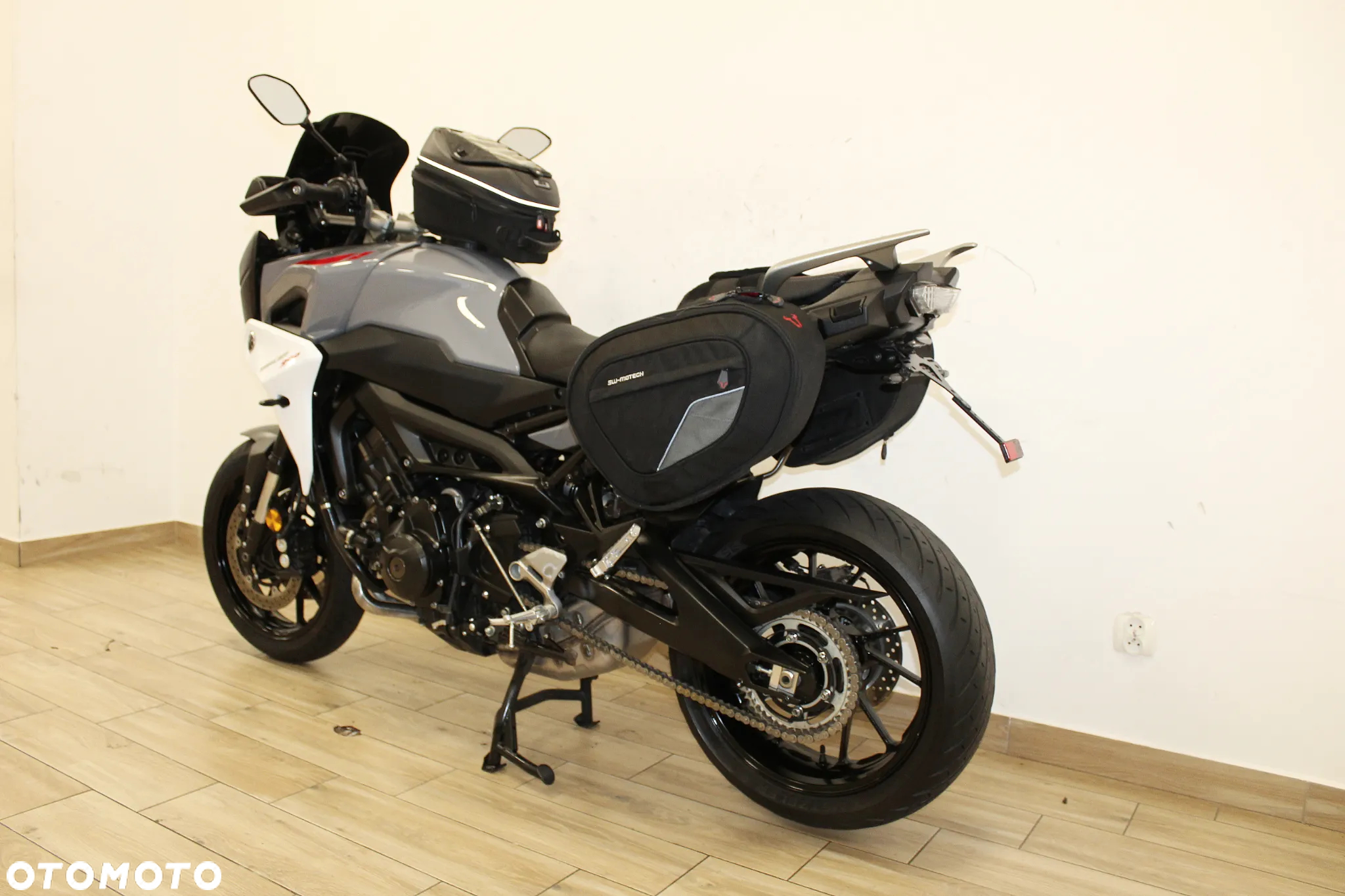 Yamaha MT - 11